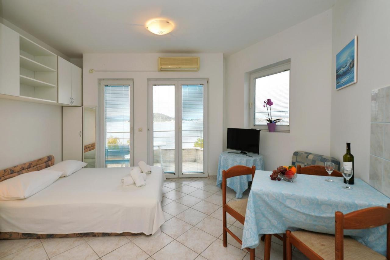 Apartman Mana, Murter Exterior photo